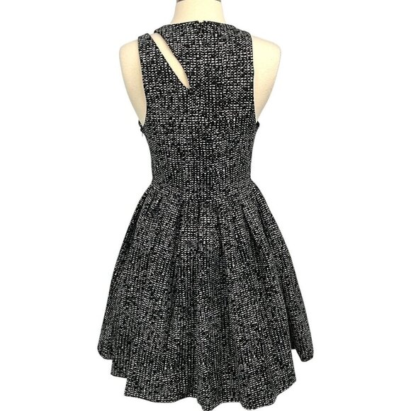 Cinq a Sept Pandora Cocktail Dress Size 6 Sleeveless Black Cutouts Pockets - Picture 9 of 15